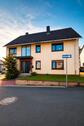 Foto - Gepflegtes Ein-Zweifamilienhaus PROVISIONSFREI