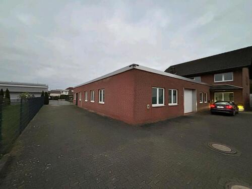 Foto - Halle zu vermieten - 1.500,00 EUR Kaltmiete,