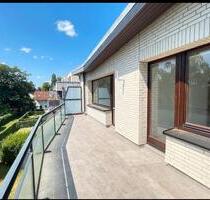 Modernisiertes Penthouse mit 100qm Dachterrassen - Hamburg Wandsbek