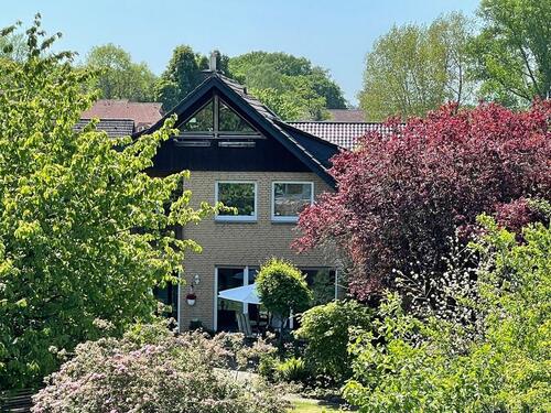 Foto - Dreifamilienhaus in Hellern in der Nähe vom See
