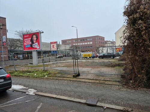 Foto - Grundstück zu vermieten Ideal für Autohandel