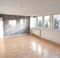 Großzügige 2-Zimmer-Wohnung mit riesigem Wohnzimmer & EBK – ruhig - Wilhelmshaven