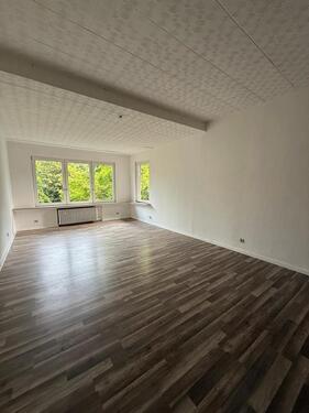 Foto - Wohnung zu vermieten 3 12 Zimmer 120 qm2 Altbau