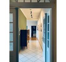 Zentrale 2 Zimmer-Wohnung mit Balkon, Küche und Garage - Kehl