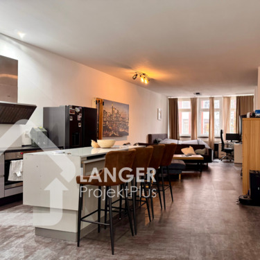 Foto - Stilvolle 2-Zimmer-Wohnung im modernisierten Altbau