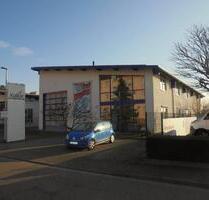 Gewerbehalle zu vermieten - 3.200,00&nbsp;EUR Kaltmiete, ca.&nbsp; 410,00&nbsp;m&sup2; in Rastatt (PLZ: 76437)