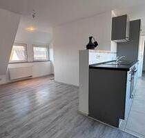 2 Zimmer 1. OG helle Wohnung Heide