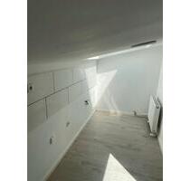 Neues 45qm Dachgeschos Wohnung - 700,00&nbsp;EUR Kaltmiete, ca.&nbsp; 45,00&nbsp;m&sup2; in Gelnhausen (PLZ: 63571)