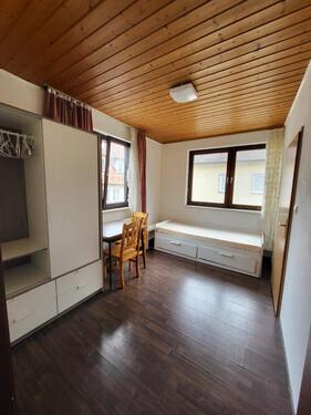Foto - Möbliertes 1 Zimmer Wohnung in Markgröningen