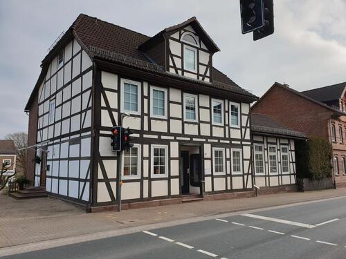 Foto - Großzügige 5-Zimmer-Wohnung m. Terrassen, Garagen u. Stellplätzen