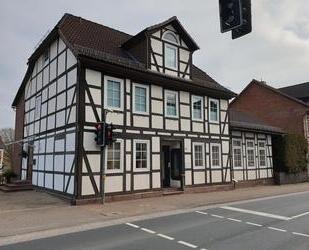 Großzügige 5-Zimmer-Wohnung m. Terrassen, Garagen u. Stellplätzen - Eschershausen