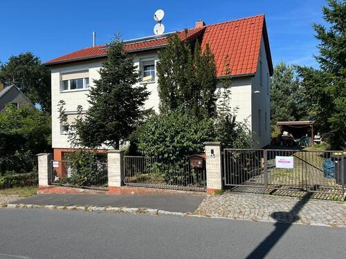 Foto - Ein- bis Zweifamilienhaus mit großem Grundstück, Kamine und Solar
