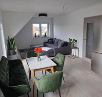 3-Zimmer-DG-Wohnung in Hallstadt (Nichtraucher keine Haustiere)