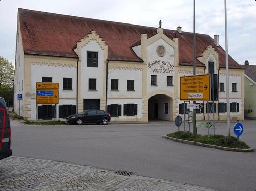 Foto - Riesenwohnung mit Lagerfläche für Baufirma, Großfamilie, Monteurz