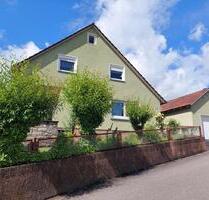 VON PRIVAT - Tolles Haus in Mühlacker-Lomersheim zum Verkauf