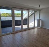 3-Zimmer-Dachgeschosswohnung mit uneinsehbarer Süd-Dachterrasse und Garage - Passau Auerbach