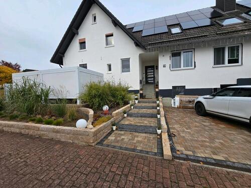 Foto - 11 Zimmer Mehrfamilienhaus, Wohnhaus zum Kaufen in Berkatal