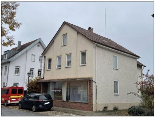 Foto - Wohn- und Geschäftshaus in zentraler Lage