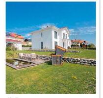 Ein Traum in Weiß. Stilvolle Villa mit wunderbarem Garten. - Hohenpolding