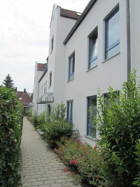 Foto - Freie - moderne 1 ZKnB-Wohnung mit gehobener Innenausstattung in