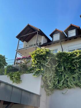 Foto - 97 m' Wohnung mit Balkon & Mainblick ab 01.04.2026 zu vermieten