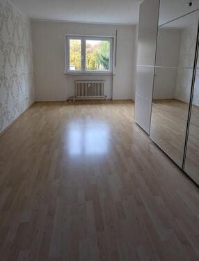 Foto - 2-Zi. Whg. in ER-Bruck, Stellplatz und Balkon nahe Siemens Campus