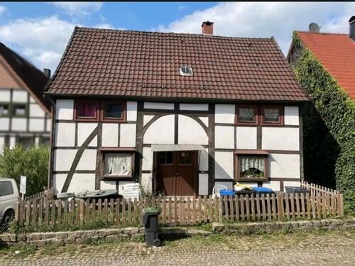 Foto - 4 Zimmer Wohnung - 800,00&nbsp;EUR Kaltmiete, ca.&nbsp; 100,00&nbsp;m&sup2;