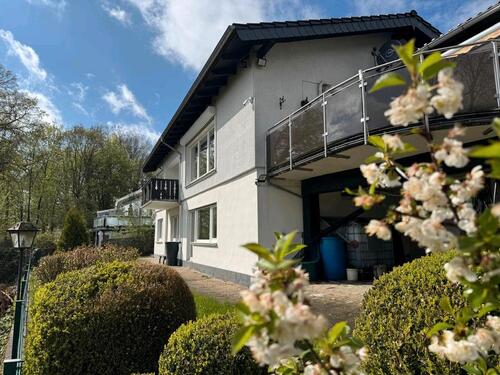 Foto - Repräsentatives Einfamilienhaus mit gehobener Ausstattung