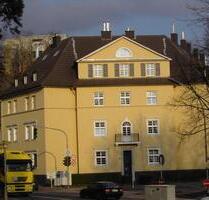 Stilvolle 5-Zimmer-Altbauwohnung mit Balkon und Gartenmitnutzung - Mönchengladbach