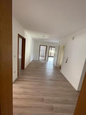 Foto - Frisch Renovierte Wohnung zu vermieten!