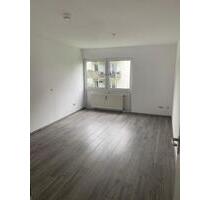 Zentral. Hell. Bezugsfertig – 2 Zimmer mit Balkon am Hageberg - Wolfsburg