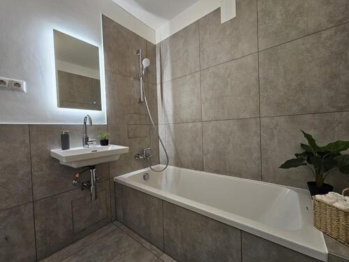 Foto - Frisch renovierte 3 Wohnung mit Balkon – provisionsfrei.