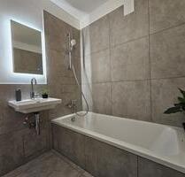 Frisch renovierte 3 Wohnung mit Balkon – provisionsfrei. - Bayreuth Altstadt