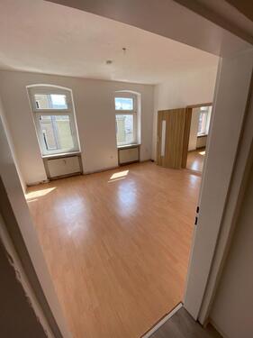 Foto - Schöne & geräumige 5-Zimmer-Wohnung 100 m² zentral in Oelsnitz