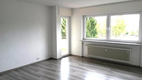 Foto - Exklusive 3-Z.-Wohnung mit EBK, Balkon u. Garage in Baden-Baden