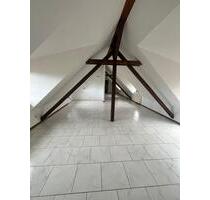 Großzügige 4-Raum-Wohnung mit Balkon Erfurt-Ilversgehofen