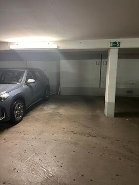 Foto - Garage zu vermieten in Hallbergmoos