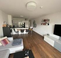 3-Zimmer-Wohnung mit Balkon & Skyline-View am Holbeinsteg - Frankfurt am Main Innenstadt 1