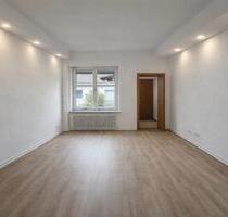 Schöne 4 Zimmer, Küche, Bad Wohnung in Saarlouis Roden