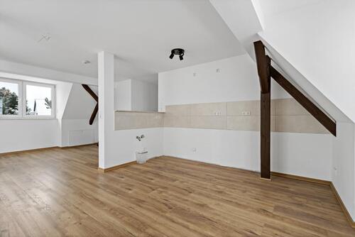 Foto - Dachgeschoßwohnung in Bitterfeld-Wolfen zur Miete