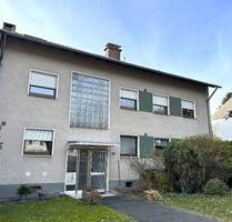 Renovierungsbedürftige 3-Zimmer-Wohnung mit Kamin und Loggia in Leverkusen-Schlebusch! Renovierungsbedürftige 3-Zimmer-Wohnung mit Kamin und Loggia in Leverkusen-Schlebusch!