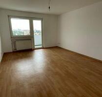 Helle 3-Zimmerwohnung mit Einbauküche - Offenbach am Main Bieberer Berg