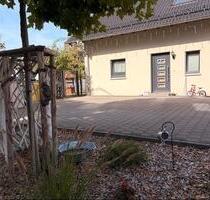 Halbhaus mit Garten und Balkon - 1.400,00&nbsp;EUR Kaltmiete, ca.&nbsp; 120,00&nbsp;m&sup2; in Zweibrücken (PLZ: 66482)