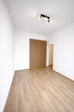 Foto - 1 Zimmer Hochparterre zum Kaufen in Offenbach am Main