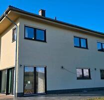 Schönes Einfamilienhaus mit Garten in ruhiger Lage - Brücken