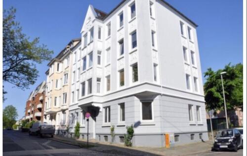 Foto - 3-Zi Altbau Wohnung I zentrale Lage I WG-geeignet