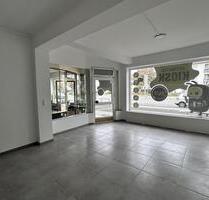 Attraktives Ladenlokal mit großem Schaufenster in Wolfsburg