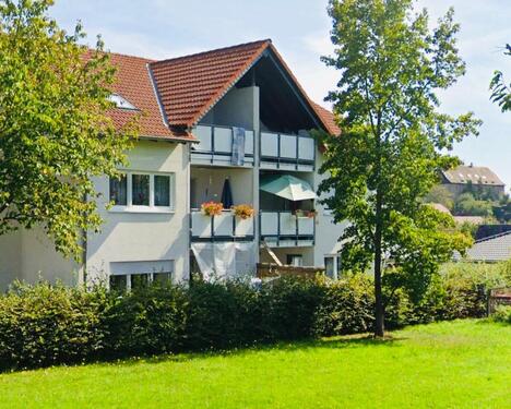 Foto - Provisionsfrei: Gepflegte DG-Wohnung in Naumburg – Mietreserve!