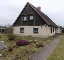 Haus und großes Grundstück - 120.000,00&nbsp;EUR Kaufpreis, ca.&nbsp; 60,00&nbsp;m&sup2; in Grambow (PLZ: 17322)