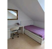 1 Zimmer mit DuWC bis Weihnachten - München Aubing-Lochhausen-Langwied